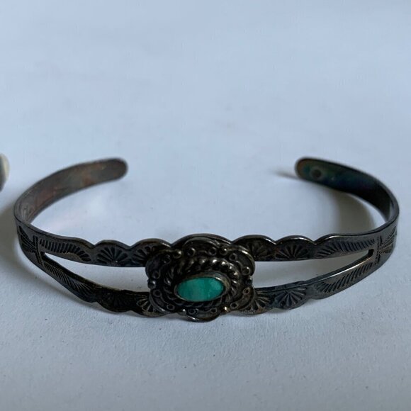 Vintage Sterling Silver Arrow Stamped Turquoise Cuff Bracelet & Ring - Picture 3 of 7